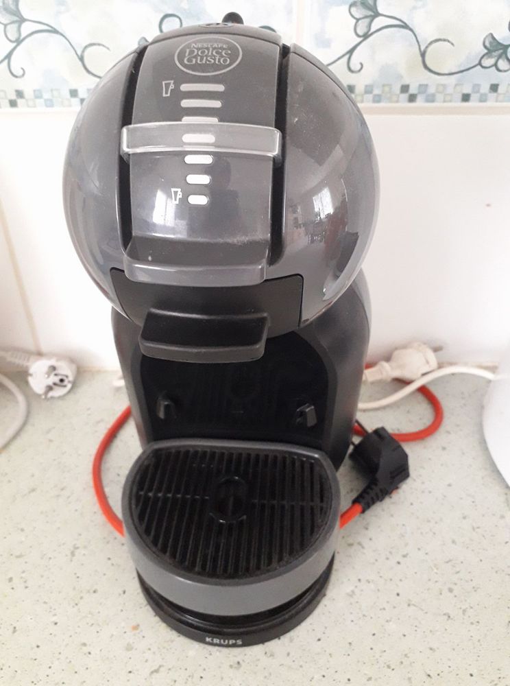 cafeti�re dolce gusto 30 Bournezeau (85)