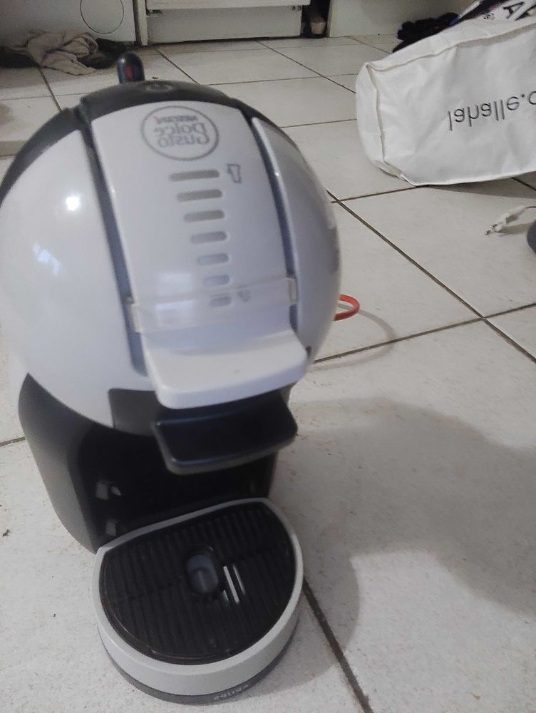 cafeti�re dolce gusto 20 Salon-de-Provence (13)