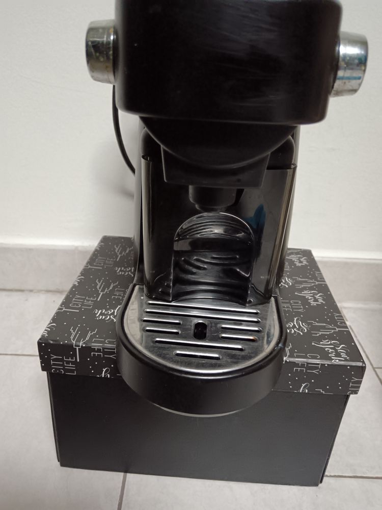 CAFETIERE A DOSETTES 20 Marseille 10 (13)