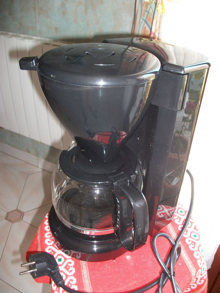 CAFETIERE �lectrique 12 tasses 35 Le Barcar�s (66)