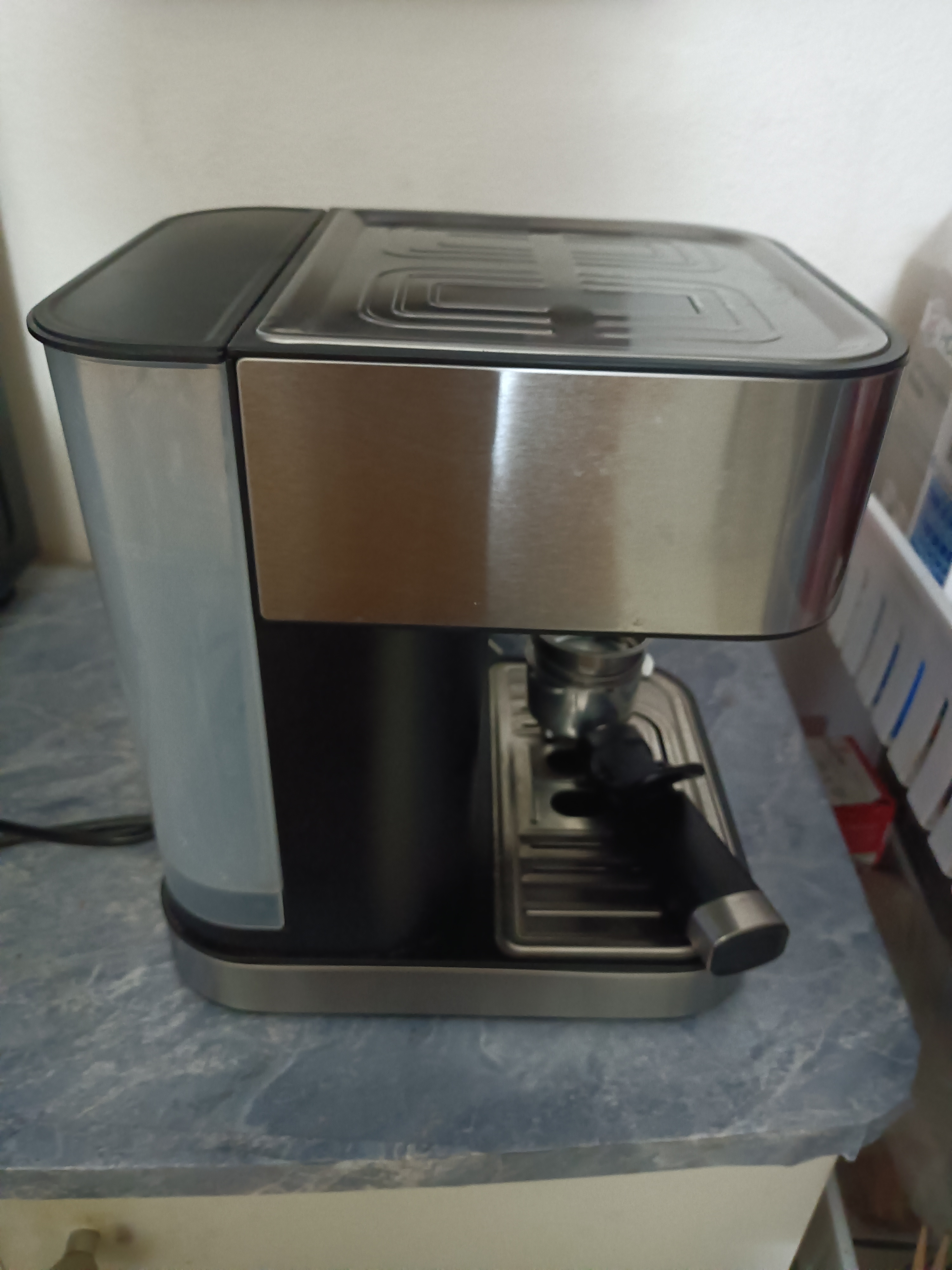 Cafeti�re expresso 40 La Fert�-sous-Jouarre (77)