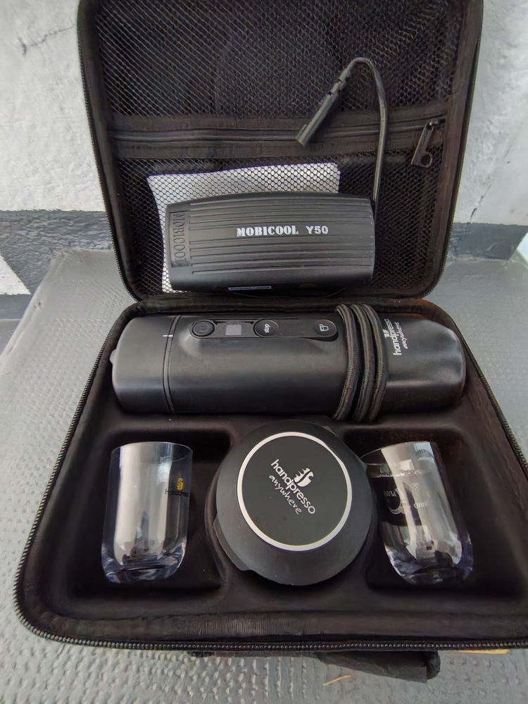 CAFETI�RE  HANDPRESSO 12/24 VOLTS 0 Privas (07)