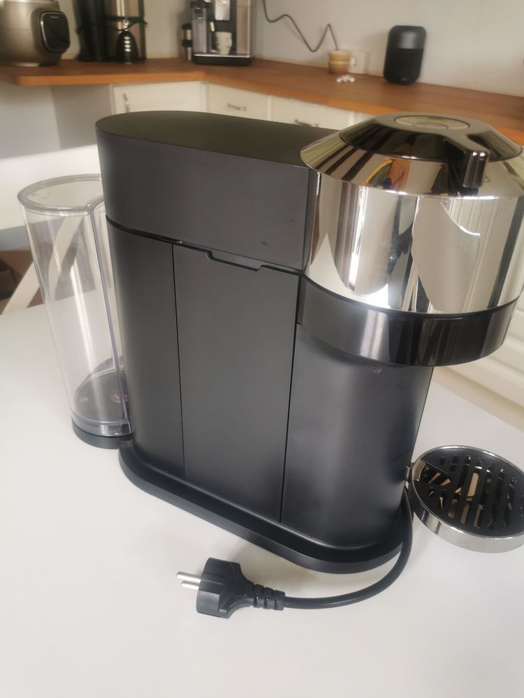 Cafetiere Nespresso VERTUO 95 Courgivaux (51)