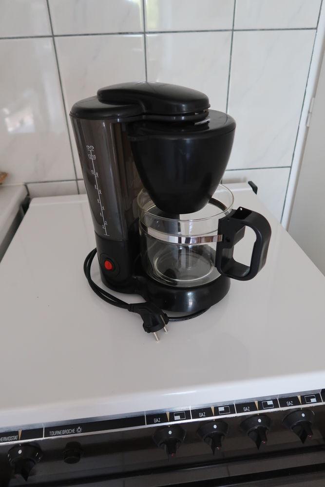 CAFETIERE NOIRE PARSON 6 La Teste-de-Buch (33)