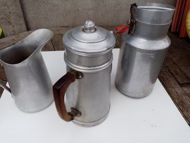 Lot cafeti�re/pichet/pot � lait 80 Villars-les-Dombes (01)