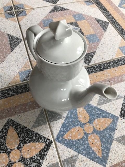 Cafeti�re en porcelaine blanche 6 Mazang� (41)