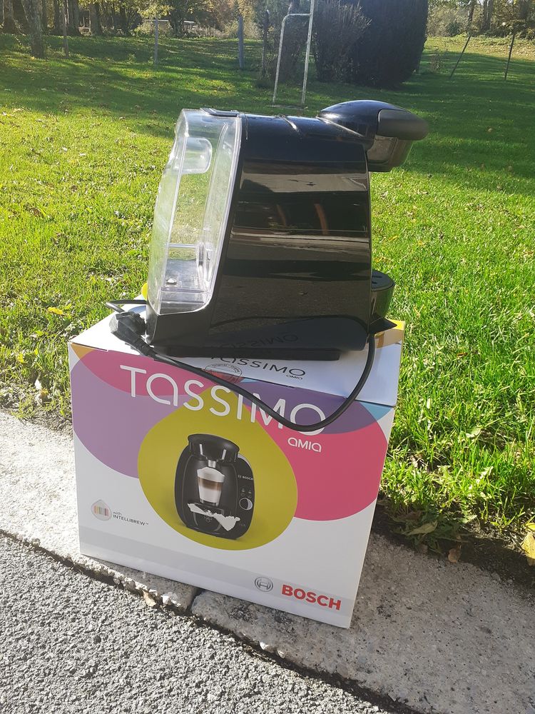 Cafeti�re Tassimo avec sa boite d'origine.
15 Ma�che (25)