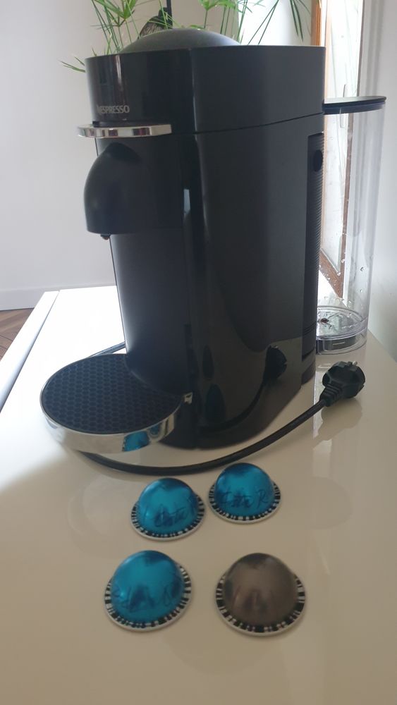 Cafeti�re VERTUO de NESPRESSO 50 Paris 5 (75)