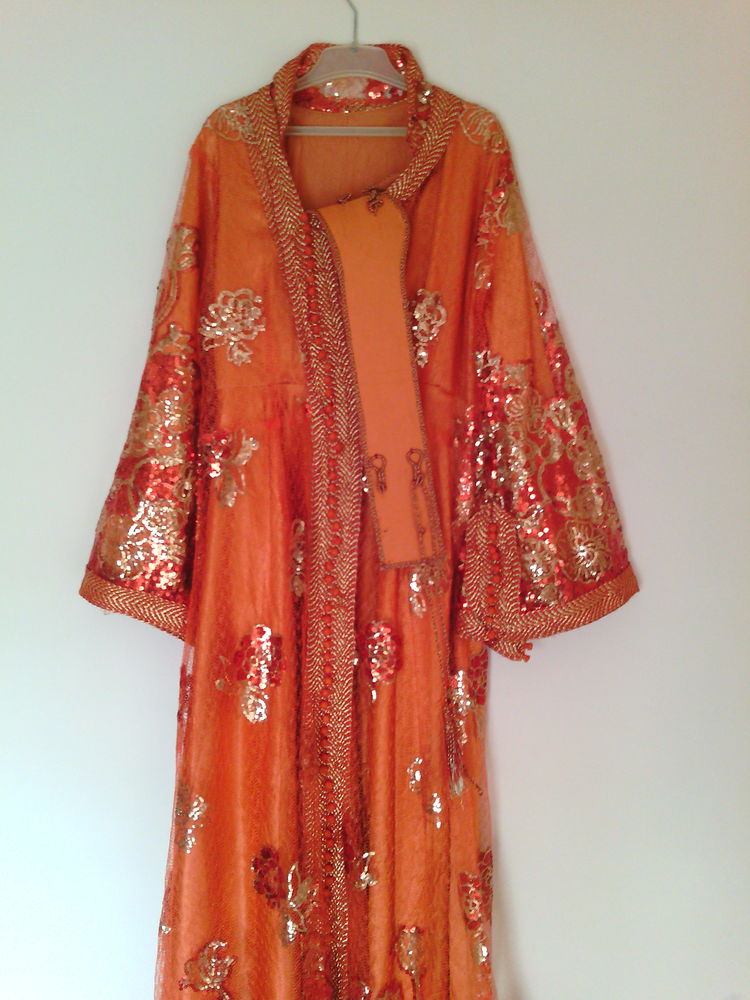 CAFTAN MAROCAIN TAGCHITA 25 Livry-Gargan (93)