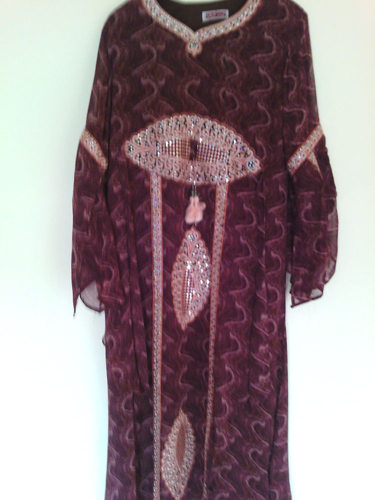 CAFTAN MAROCAIN 40 Livry-Gargan (93)