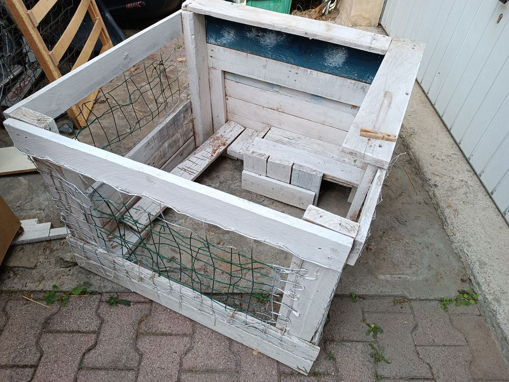 Achetez cage extérieur lapin occasion, annonce vente à Bollène (84) WB172053969