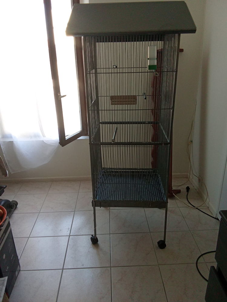 cage � Oiseaux 80 Guise (02)