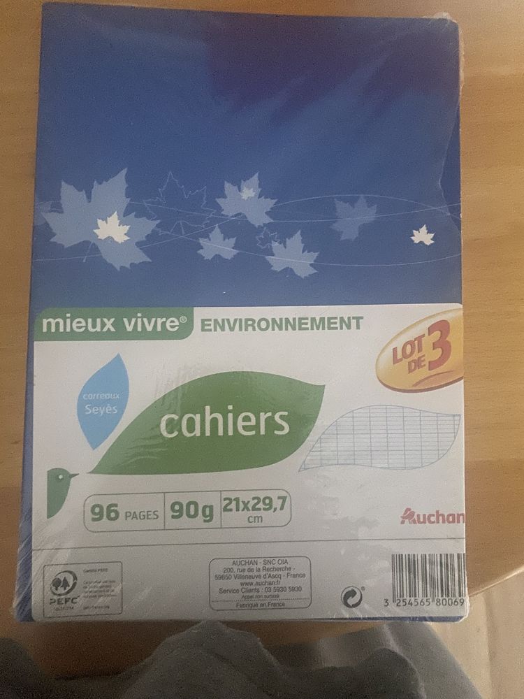 Lot de cahier 21X29,7 0 Marly-le-Roi (78)
