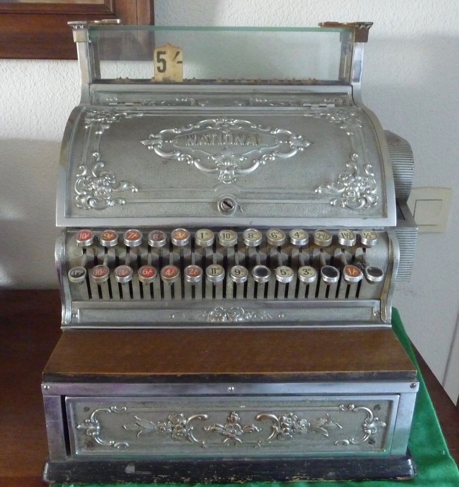 Caisse de comptoir  National  de 1914 650 Le Thor (84)