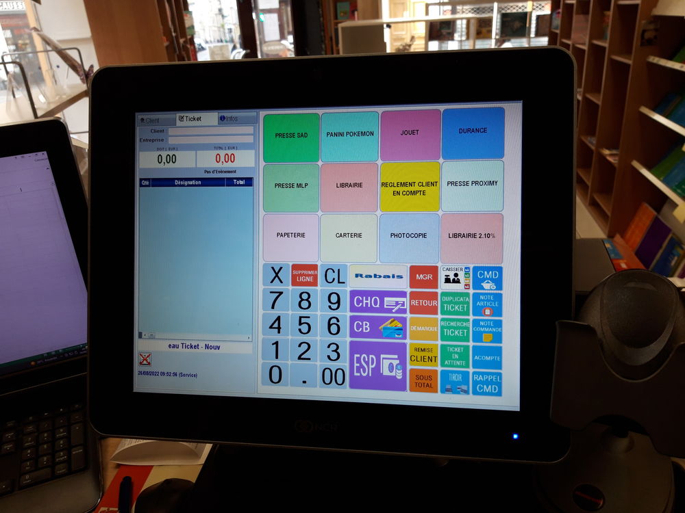 CAISSE NUMERIQUE TACTILE 300 Paris 17 (75)