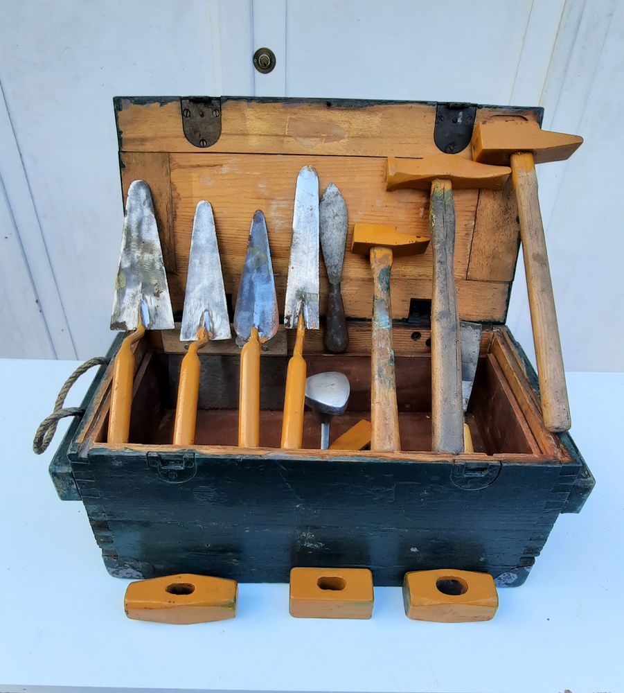 Caisse � outils vintage 30 Montceau-les-Mines (71)