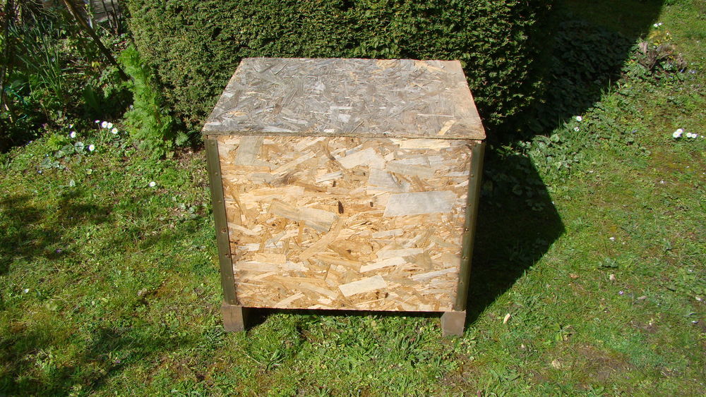 Caisse de transport / stockage en bois OSB
40 Gargenville (78)