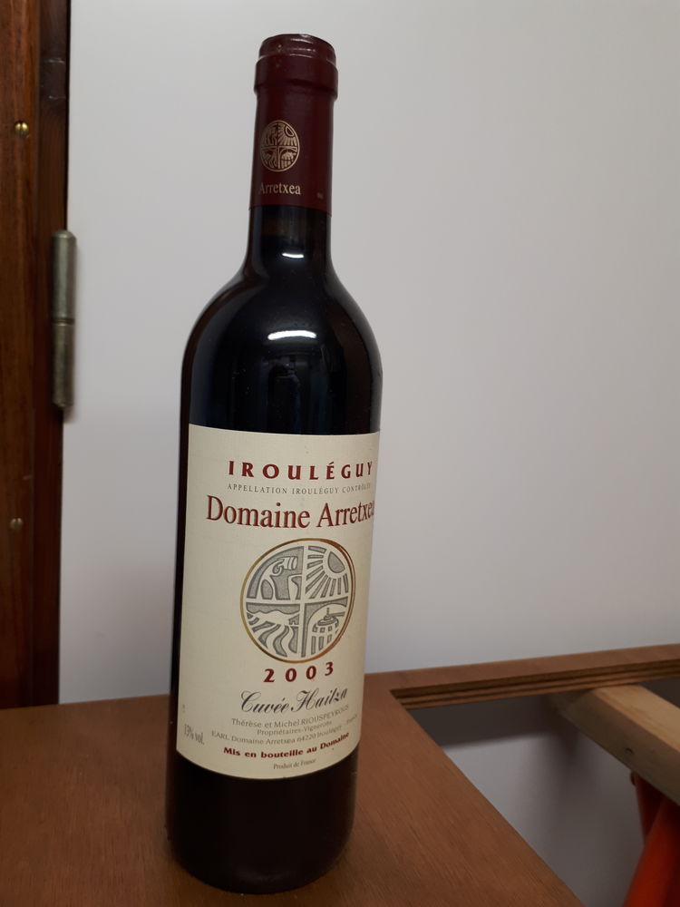 3 caisses de 12 bouteilles d'IROULEGUY rouge Domaine ARRETXE 0 �guilles (13)