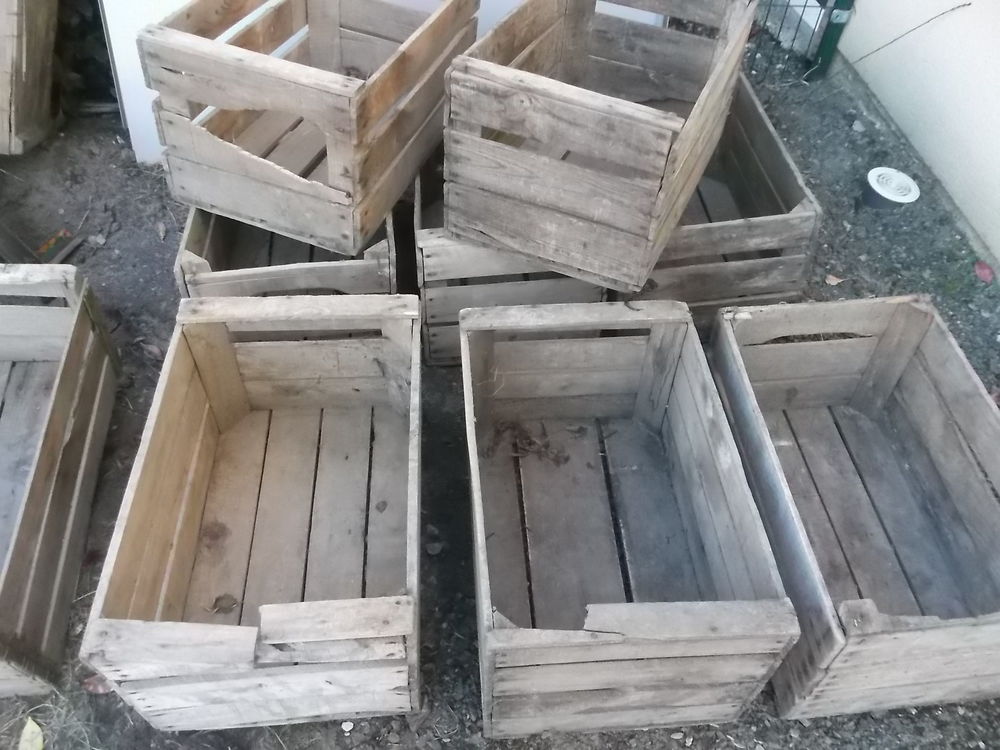 caisses a pommes 50 Clermont-Cr�ans (72)