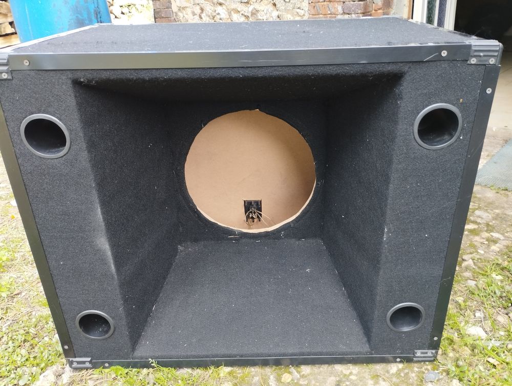 Lot 2 caissons de basse sono 50 Conches-en-Ouche (27)