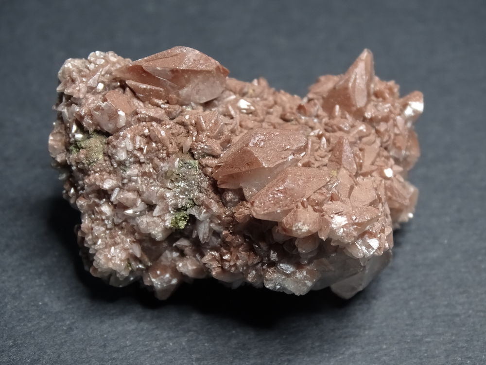 Calcite rouge avec Chalcopyrite Mexique 56gr 49 x 39 x 32 mm 9 La Petite-Raon (88)