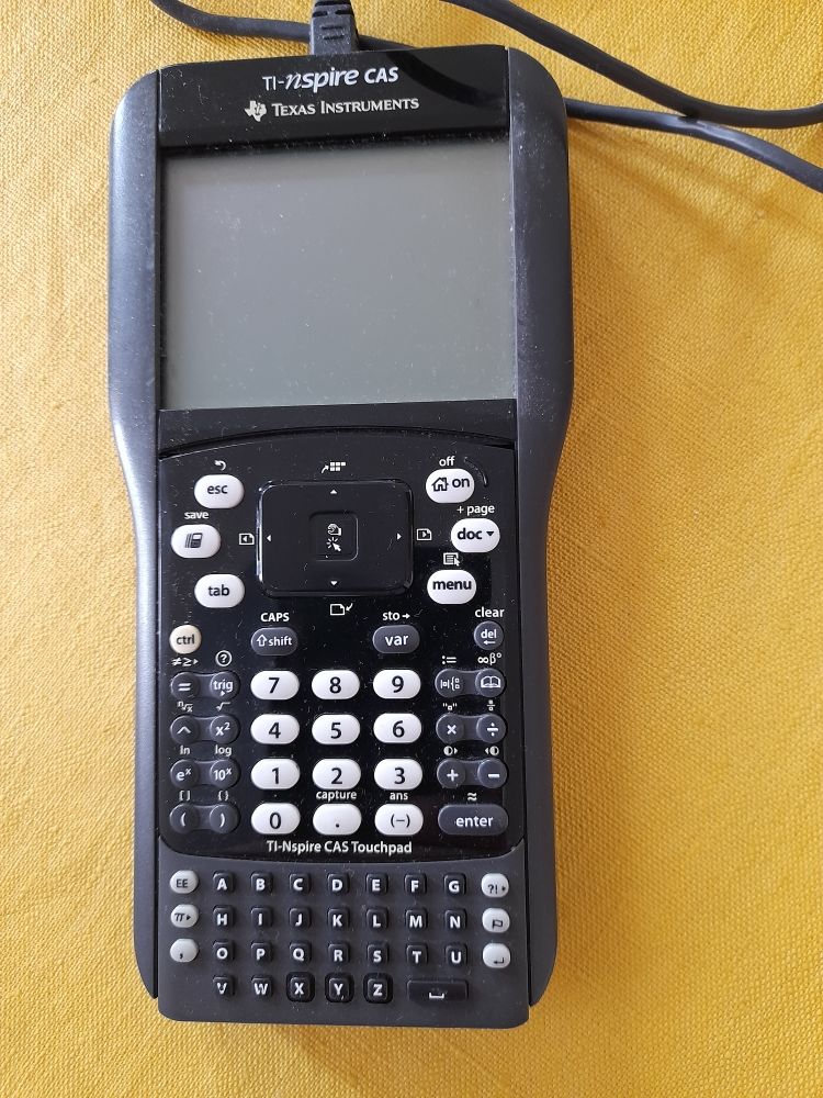 calculette scientifique ingenieur 12 Saint-Nazaire (44)