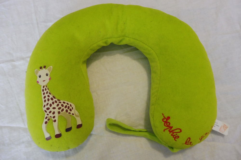 Cale t�te Sophie la girafe 5 Amiens (80)