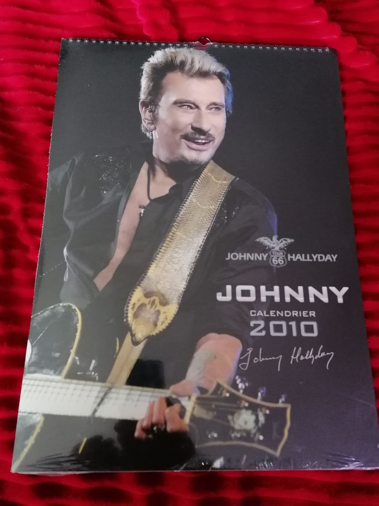 Calendrier Johnny Hallyday 2010 25 Cognin (73)