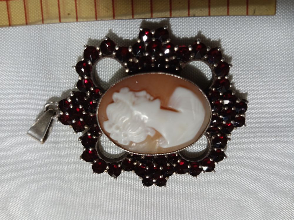 Camay monture grenats sur vieil argent 1960 400 Alban (81)