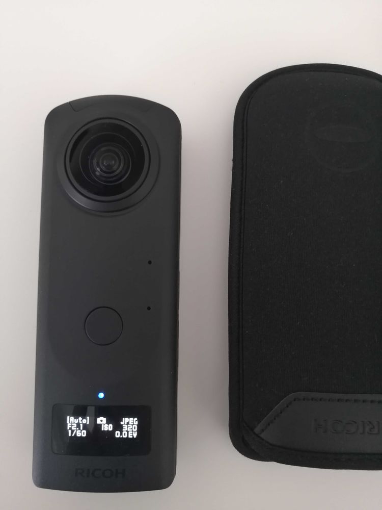 Cam�ra 360� RICOH THETA Z1 4K 19 Go 700 Hanches (28)