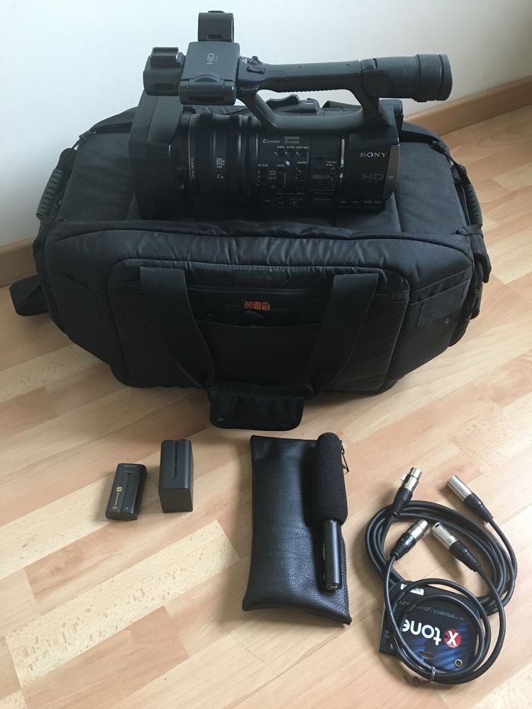 Cam�ra semi-professionnelle AX2000E 950 V�nissieux (69)