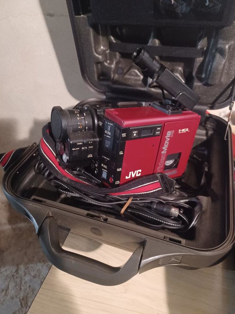 ?	Camera super 8 VHF C Vid�o Movie 50 Beauchamp (95)