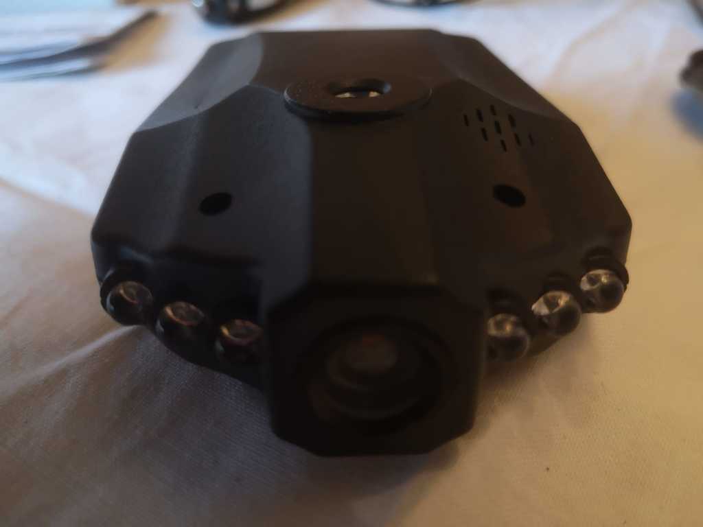 Cam�ra de Surveillance Noire Ext�rieure LED 30 Ruoms (07)