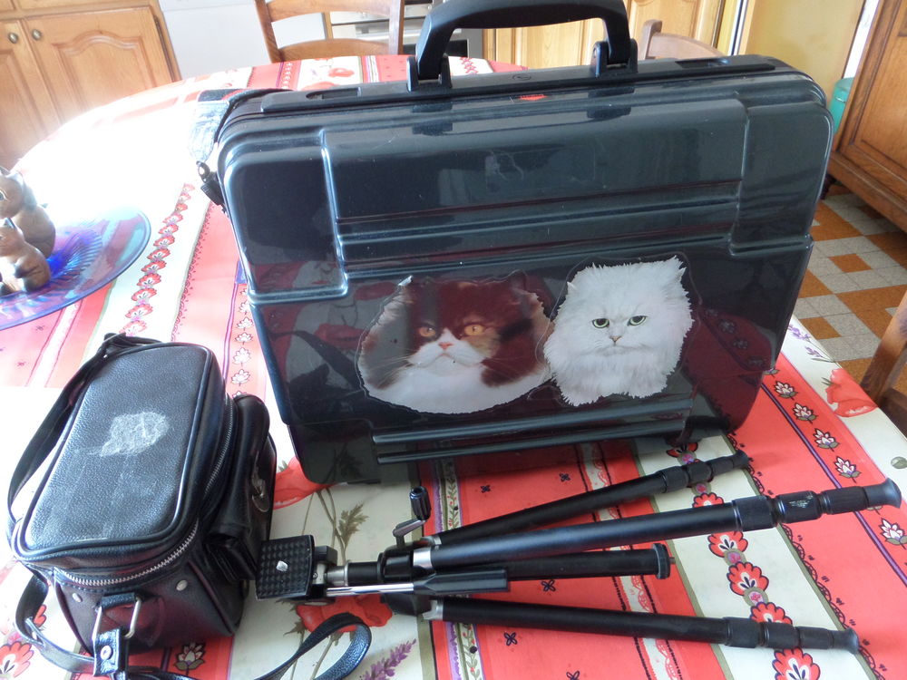 cam�ra et visioneuse 0 La Roche-de-Glun (26)