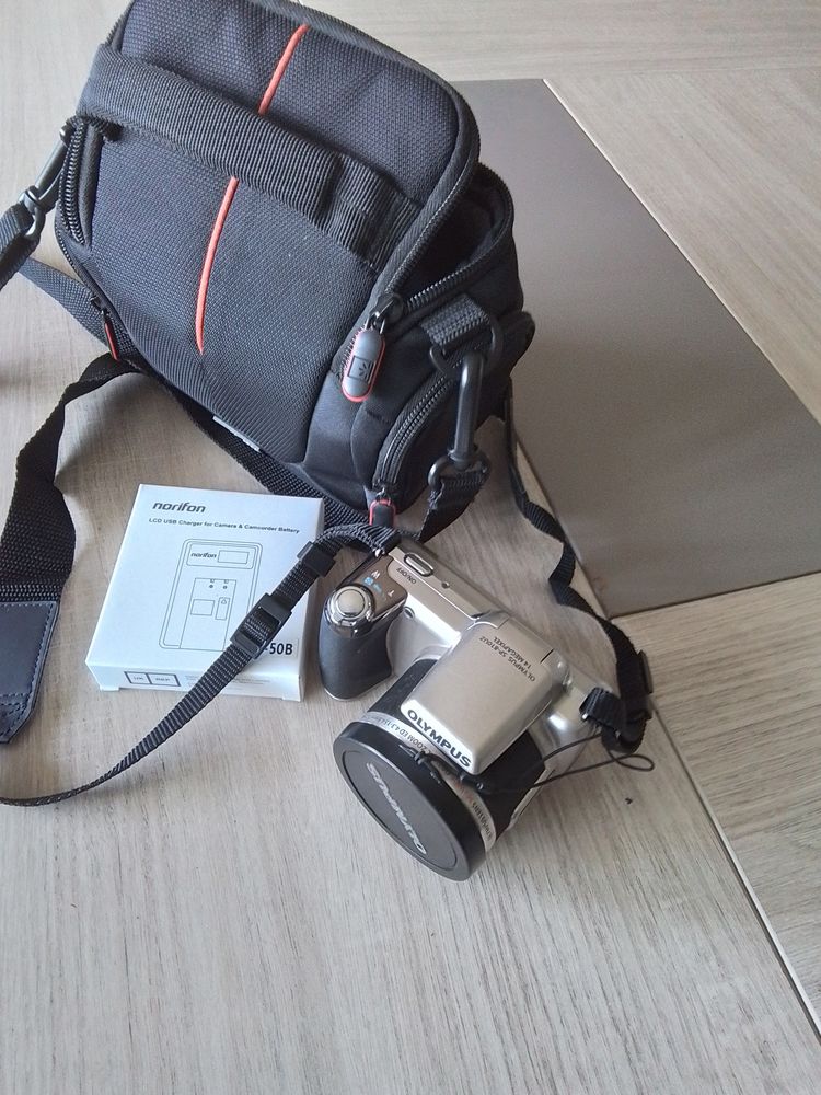 Camera 90 Lorient (56)