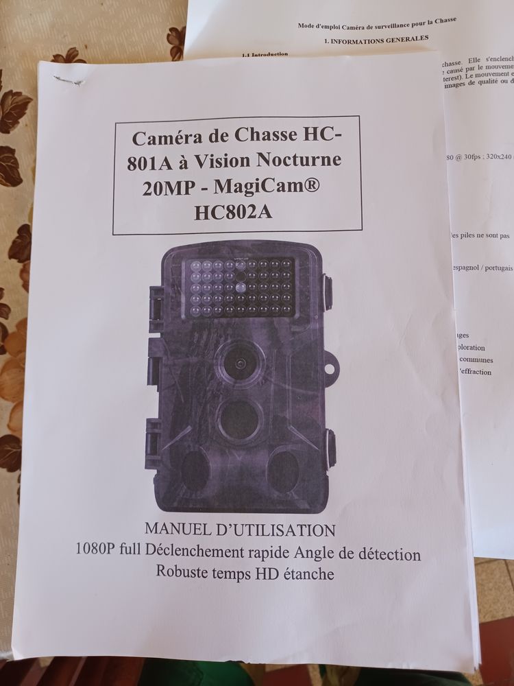 LOT CAMERAS DE CHASSE + DIVERS 600 Montjay (71)