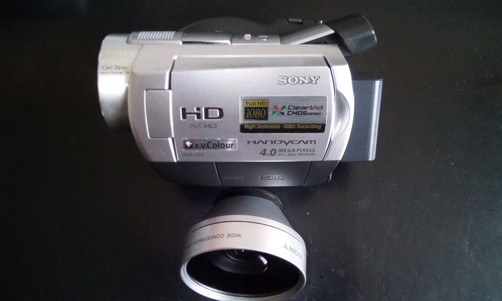 Caméscope numérique SONY  HDR UX 3. 0 Pont-Noyelles (80)
