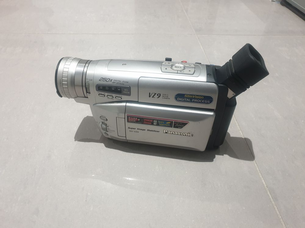 CAM�SCOPE  PANASONIC 120 N�mes (30)