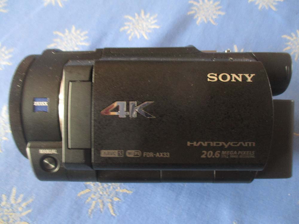 Camescope SONY FDR-AX33 450 Saint-Gilles (35)