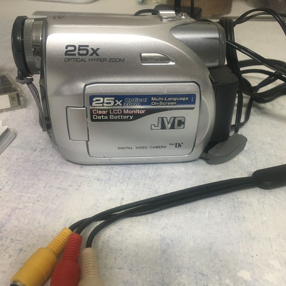 Cam�scope 
130 Paris 20 (75)