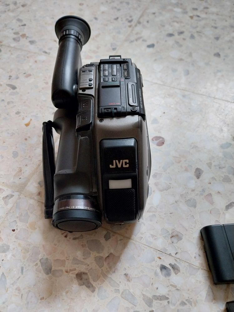 Camescope JVC 20 Chamaret (26)
