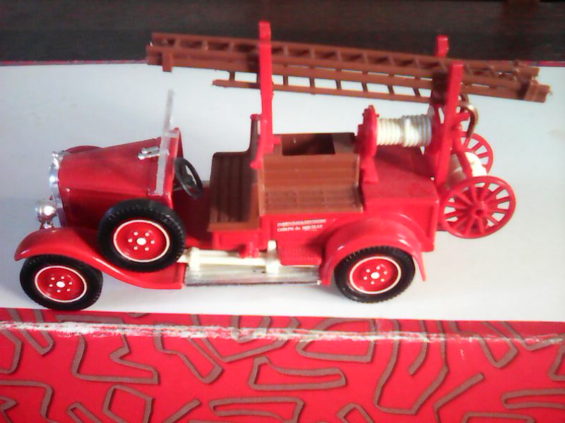 Camion de Pompier 1930 Solido 1/43 12 Marmande (47)