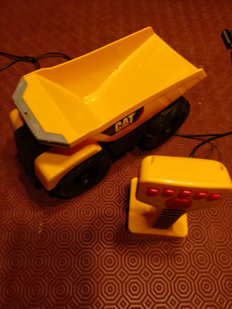 camion t�l�command� sonore
5 Le Havre (76)