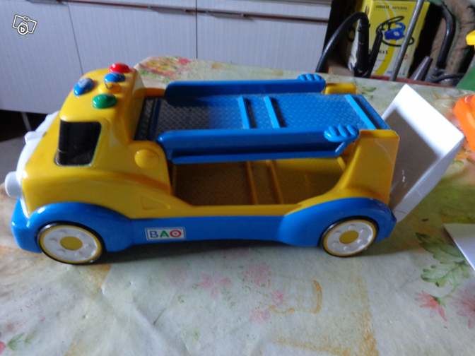 camions plastique et bois 3 Villette-de-Vienne (38)