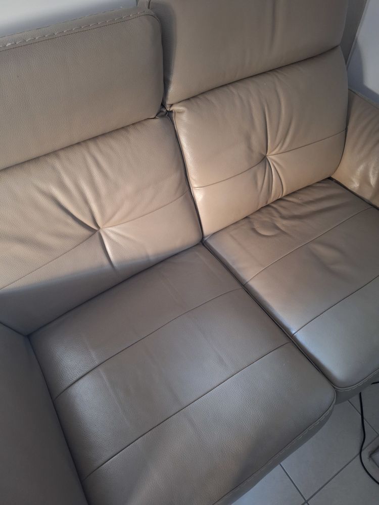 Canap� 2places cuir fixe 300 Bourbourg (59)