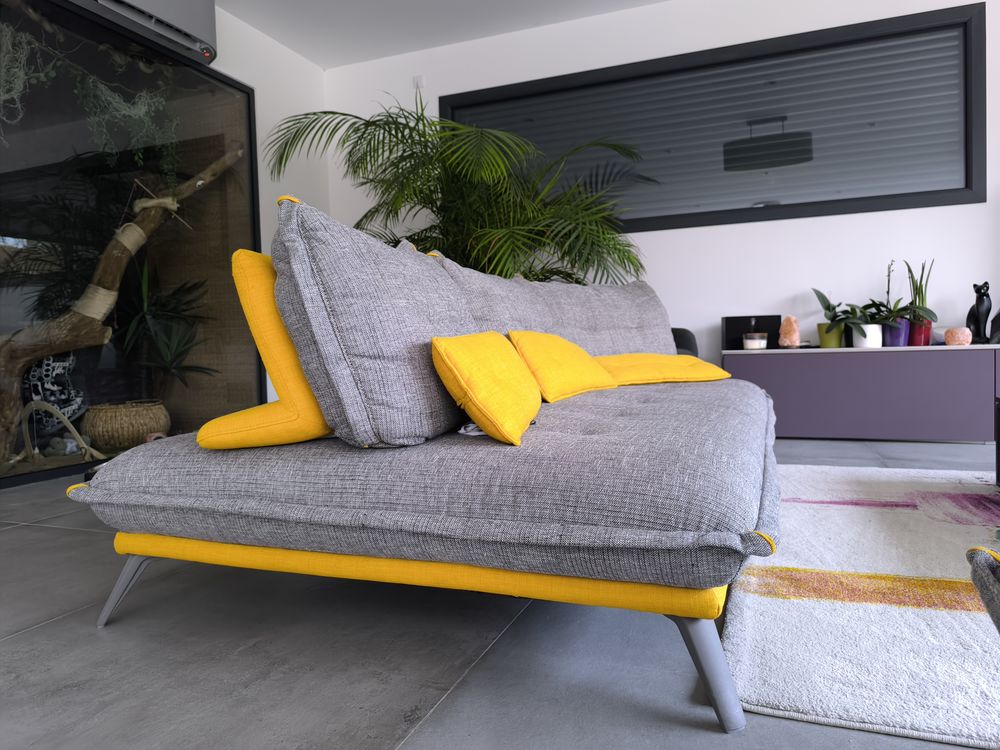 Canap� 3. 5places ? Dossiers mobiles ? Tr�s bon �tat 600 Dijon (21)