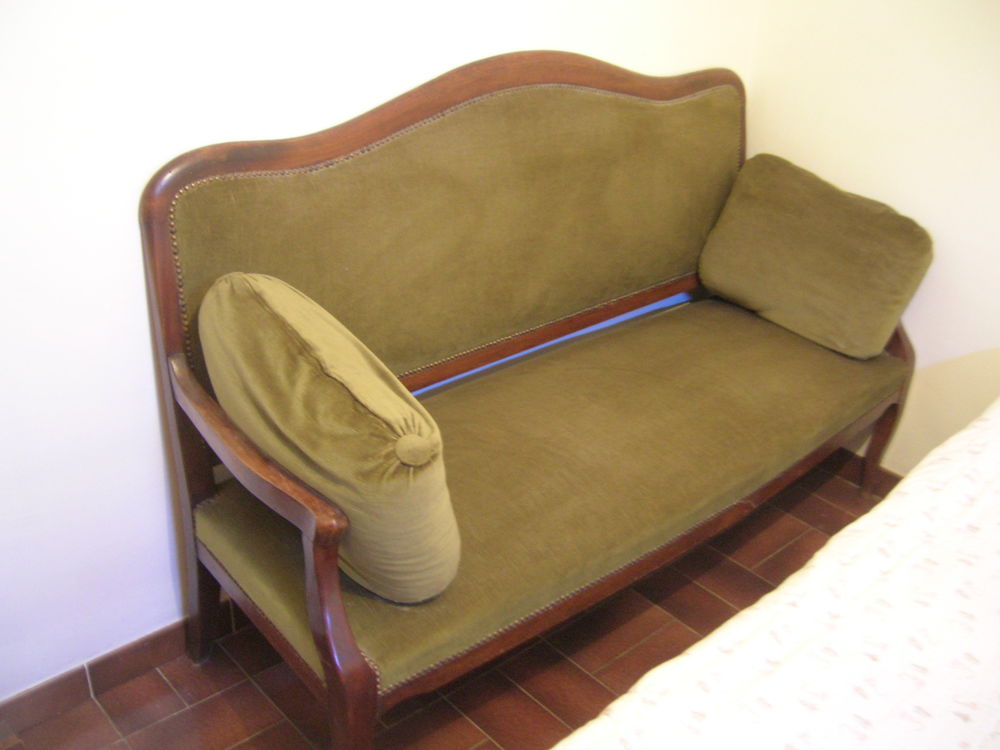  canap� ancien 0 Rognonas (13)