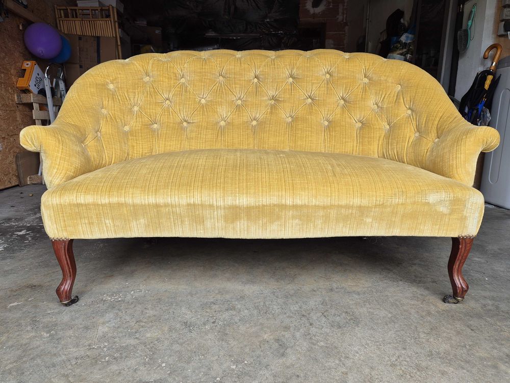 canap� ancien 150 Saint-Vit (25)
