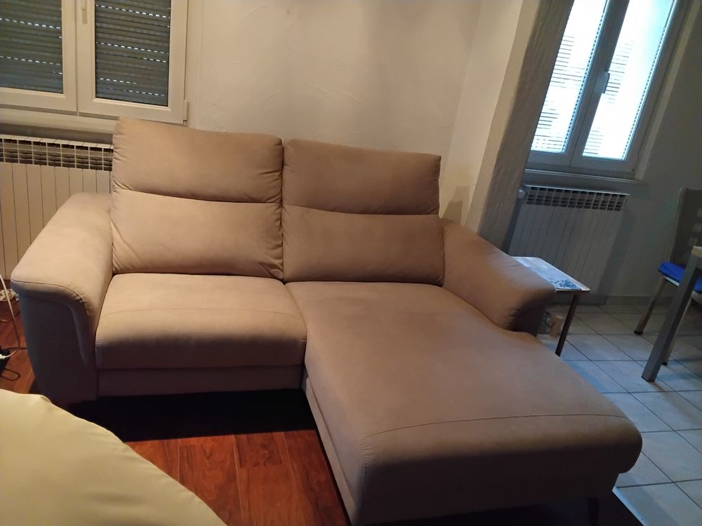 CANAPE D'ANGLE AVEC MERIDIENNE 800 Erstein (67)