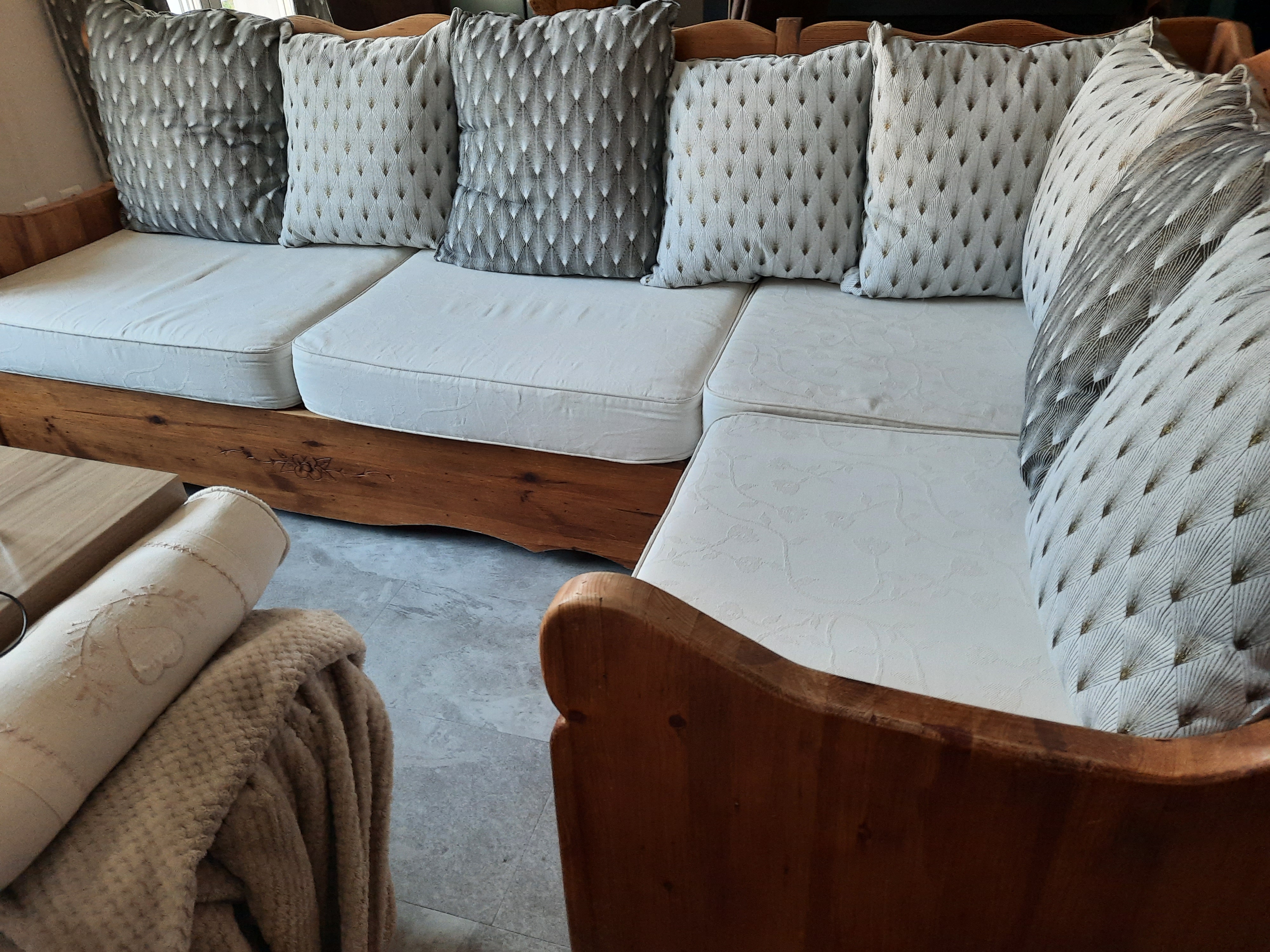 canap� d 'angle pin cire 900 Saint-Gervais-les-Bains (74)